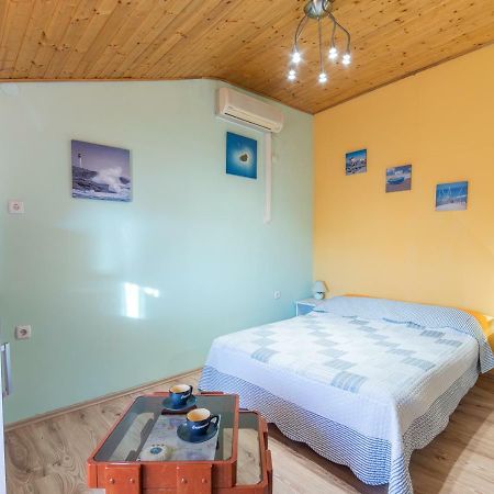 Apartment In Center Pula Extérieur photo